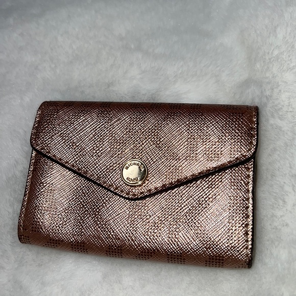 Michael kors signature rose gold card case
